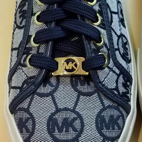 Ships Free! New In Box Michael Kors Sneakers - Picture 3 of 5